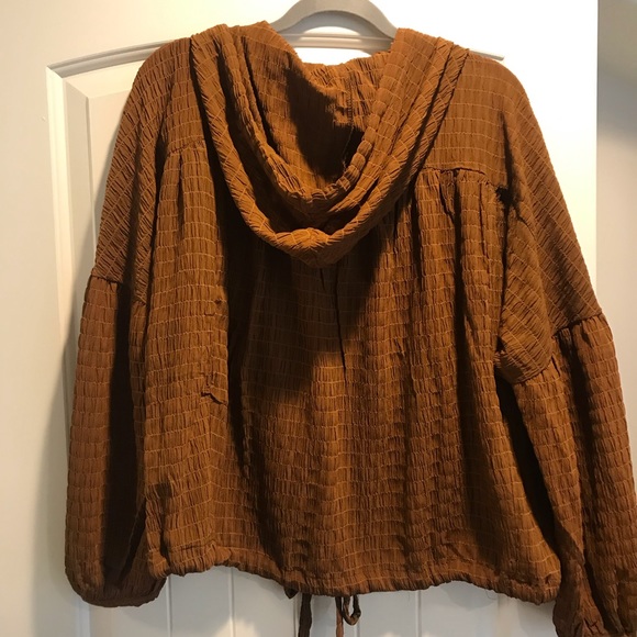 Hooded Top - Picture 3 of 3